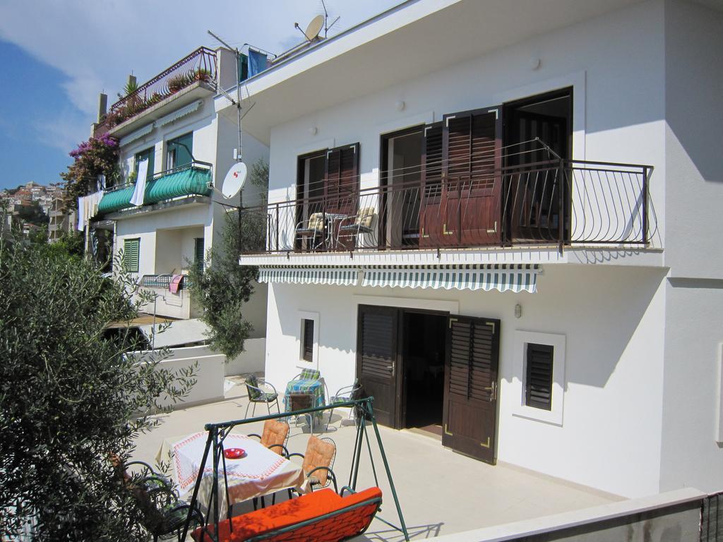Holiday Home Mona Igrane Pokoj fotografie